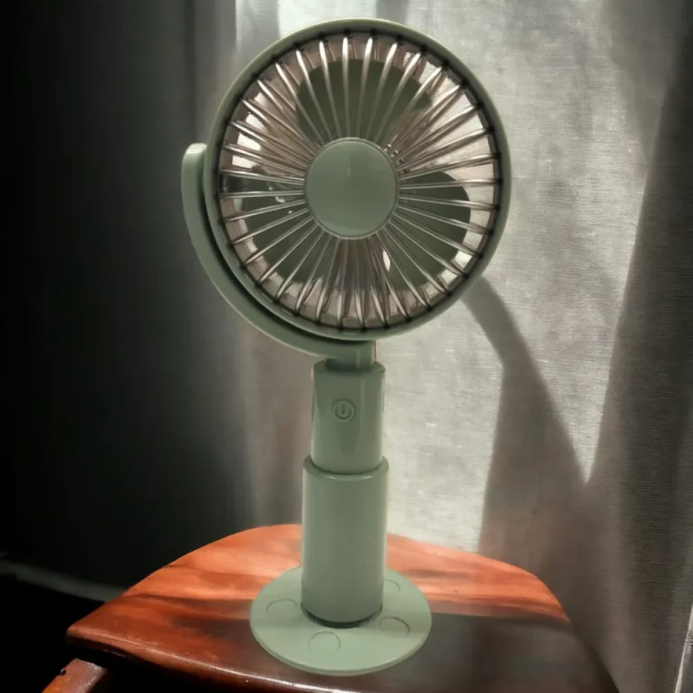 Breeze Buddy Mini Table Fan.