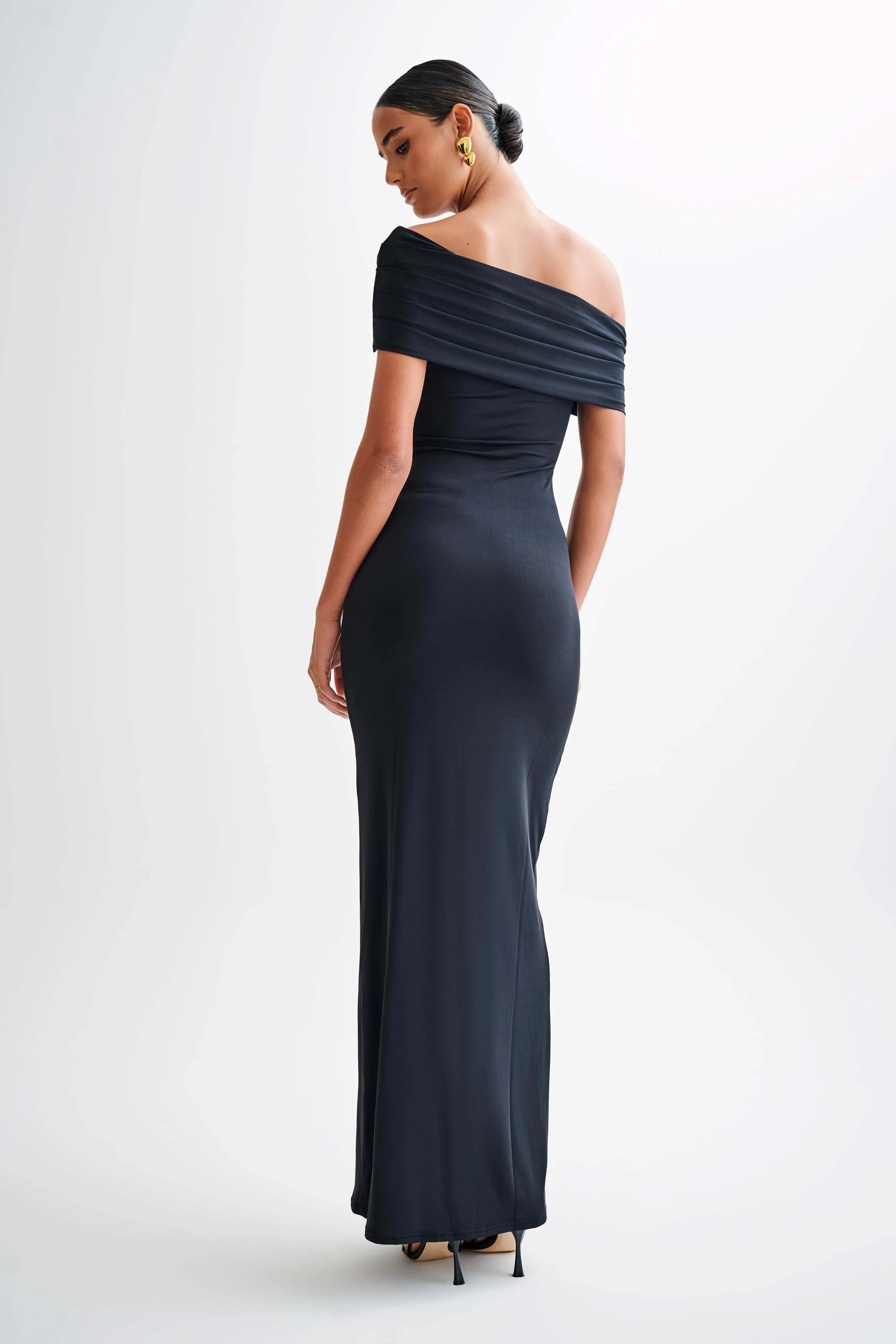 Cassandra Off Shoulder Slinky Maxi Dress - Black